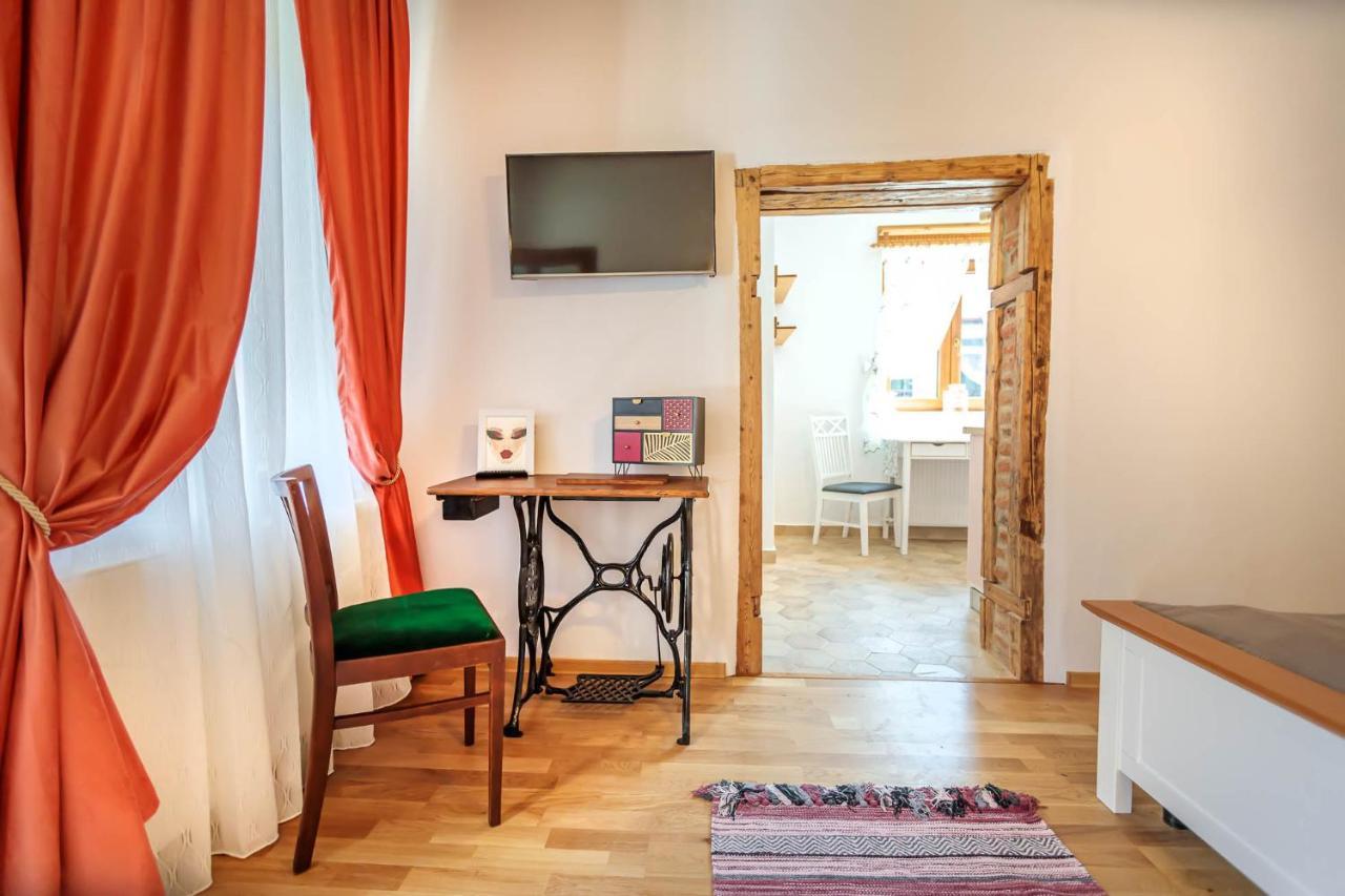 Ferienwohnung Saint John'S 22 Brașov Exterior foto
