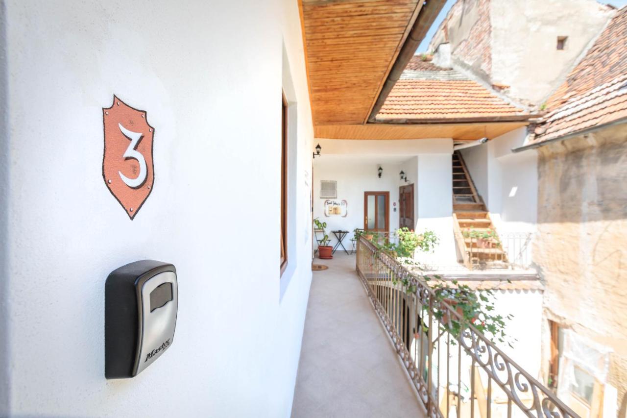 Ferienwohnung Saint John'S 22 Brașov Exterior foto
