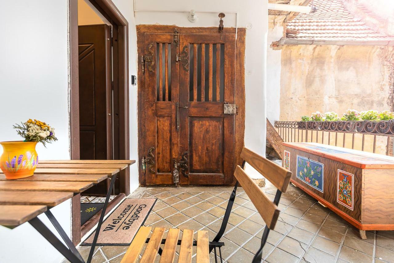 Ferienwohnung Saint John'S 22 Brașov Exterior foto