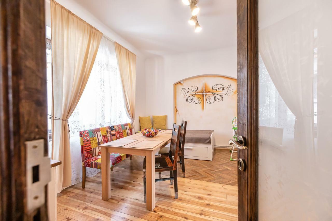 Ferienwohnung Saint John'S 22 Brașov Exterior foto